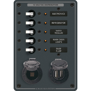 BLUE SEA 8120 BREAKER PANEL 5 POS WITH DC SOCKET & DUAL USB
