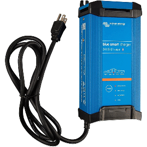 VICTRON BLUE SMART IP22 24VDC 8A 1 BANK 120V CHARGER